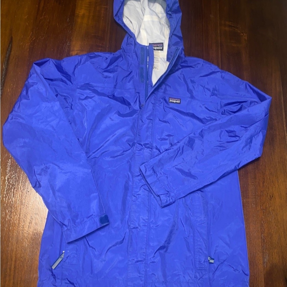 Purple XXL Patagonia Torrentshell Rain Jacket